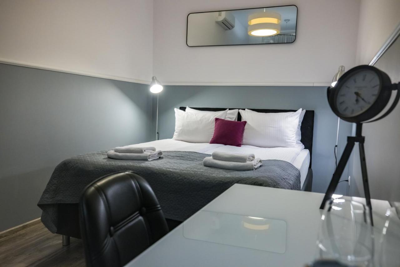 Leo Apartments Main Square Krakow Luaran gambar