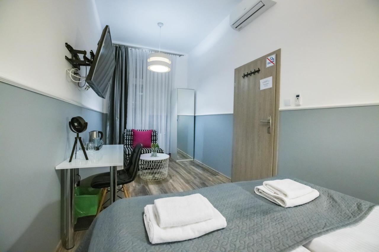 Leo Apartments Main Square Krakow Luaran gambar