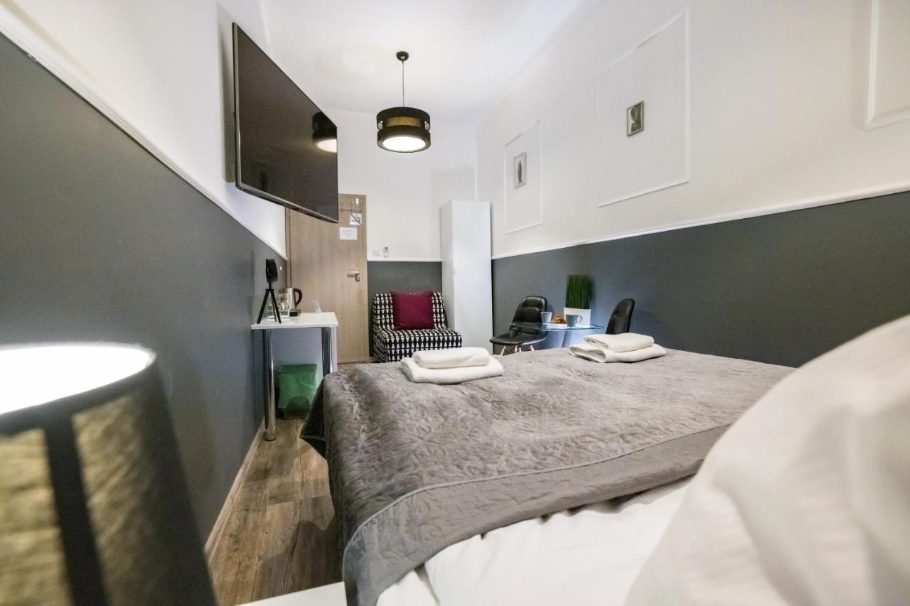 Leo Apartments Main Square Krakow Luaran gambar