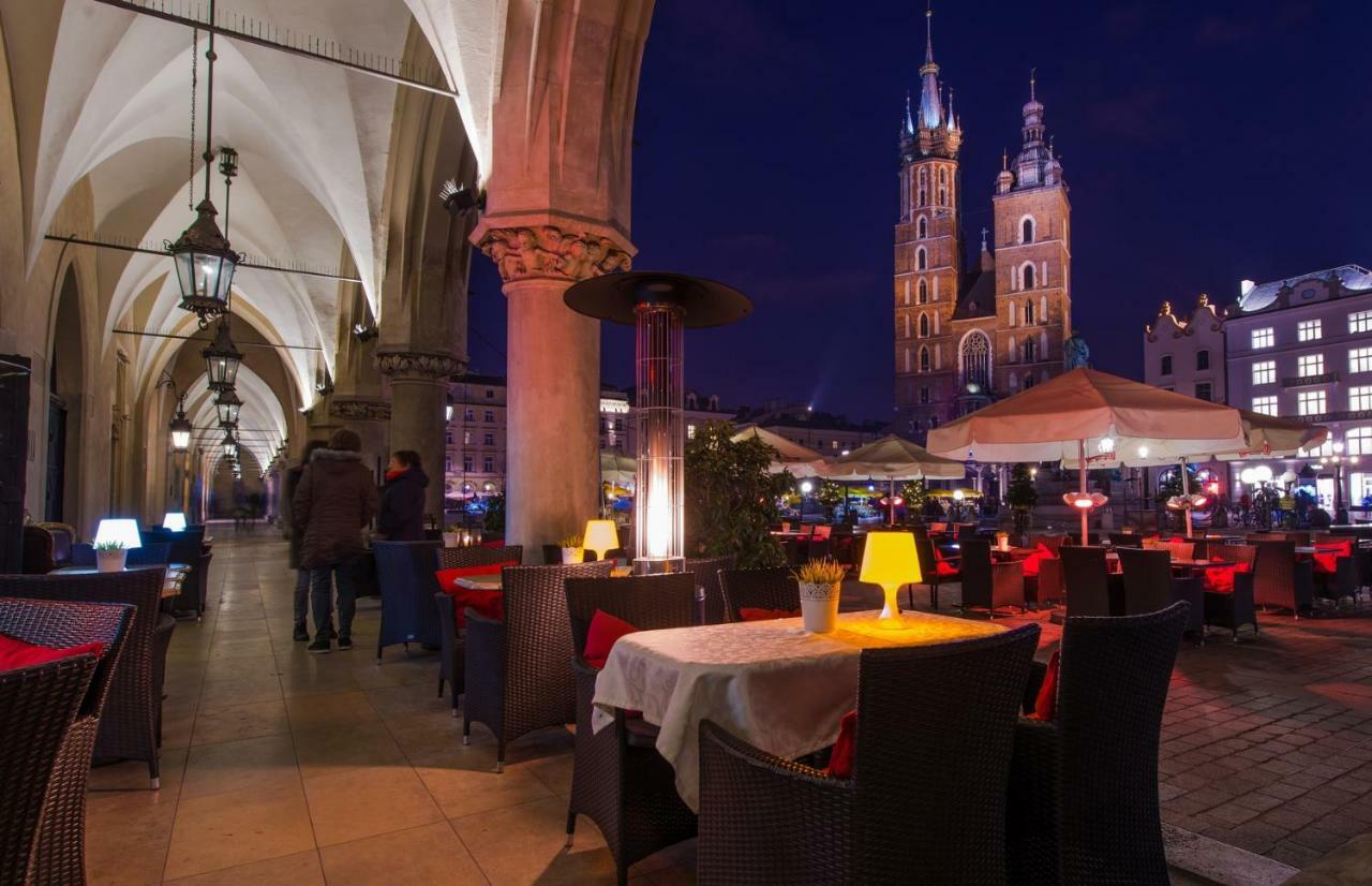 Leo Apartments Main Square Krakow Luaran gambar