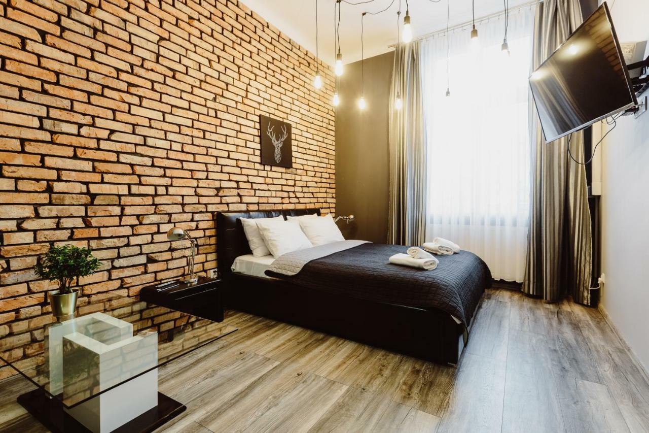 Leo Apartments Main Square Krakow Luaran gambar